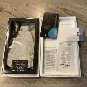 Franklin Mint Jackie Kennedy Doll Wedding Ensemble Outfit,Paperwork & Styrofoam
